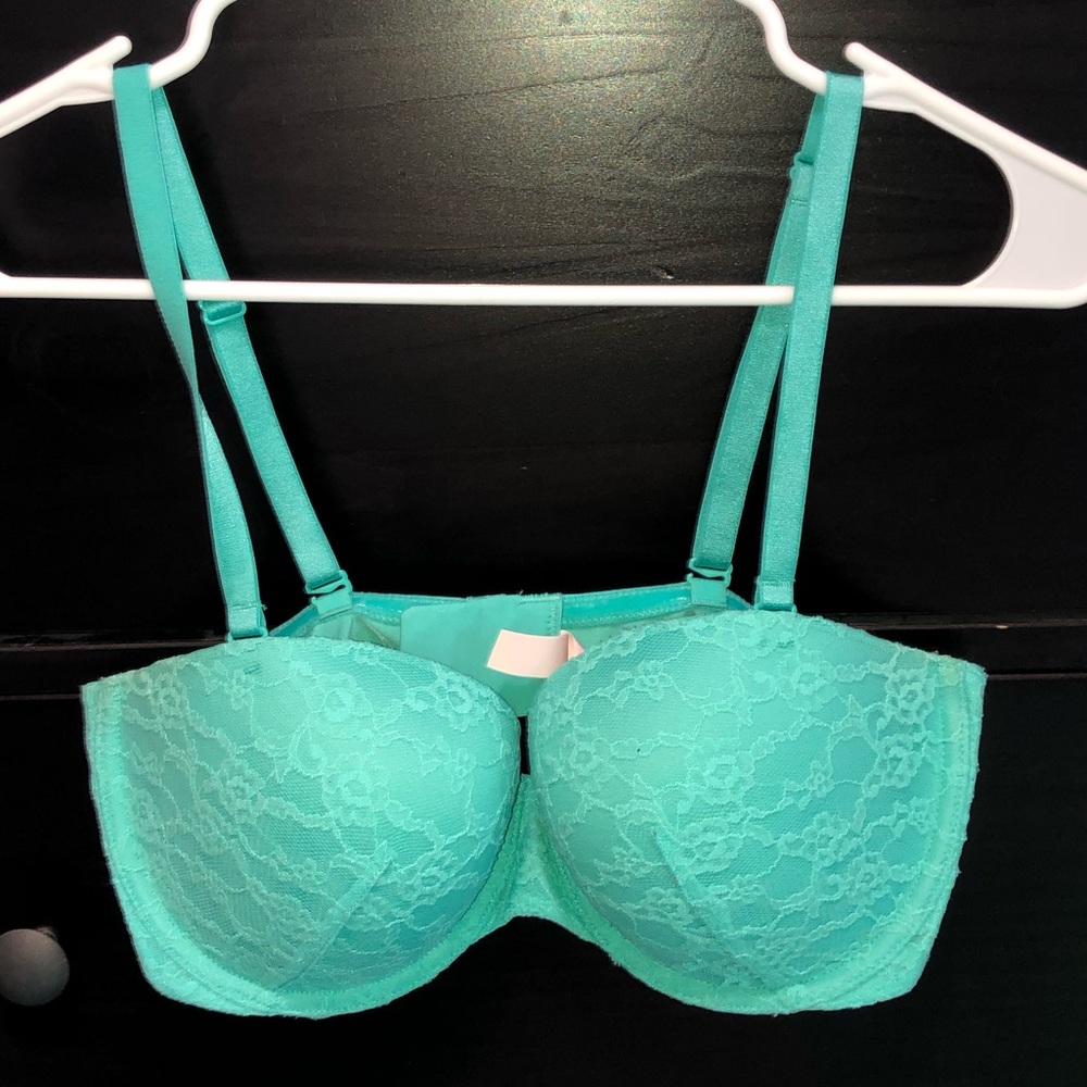 Victoria secret multi-way underwire bra